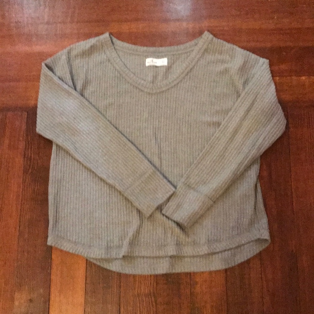 ❌SOLD❌ Hollister Sweater